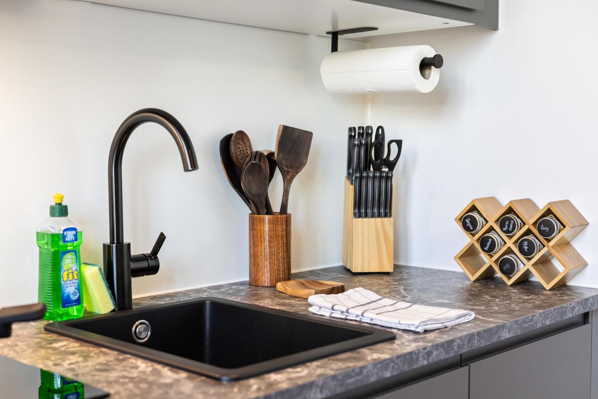 Svyvo Cologne - Serviced Apartments Ehrenfeld Quarto foto