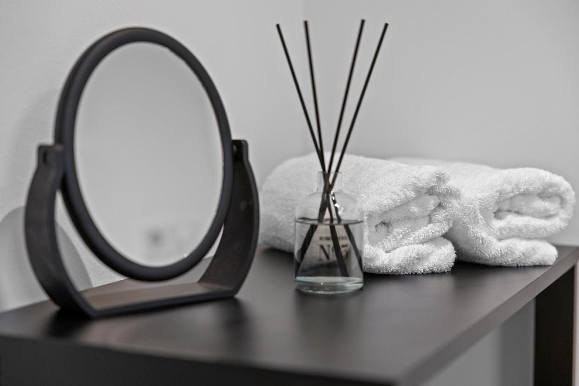 Svyvo Cologne - Serviced Apartments Ehrenfeld Quarto foto